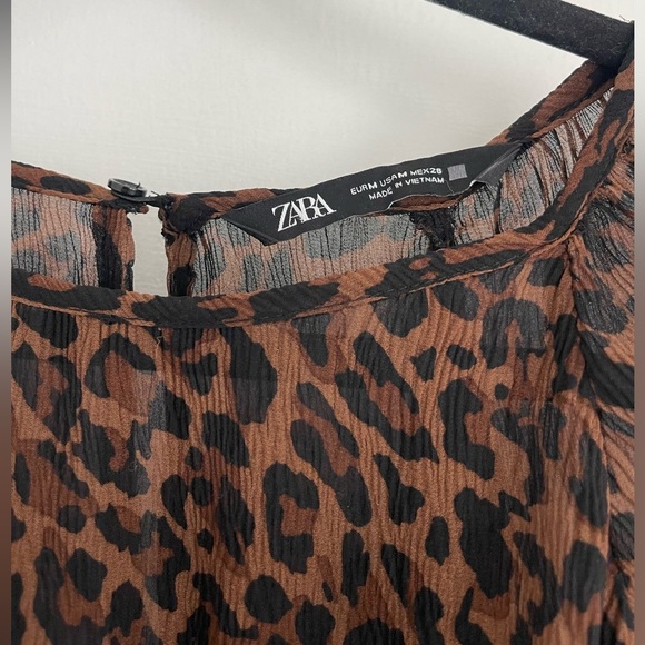 Zara leopard print blouse - Picture 2 of 4